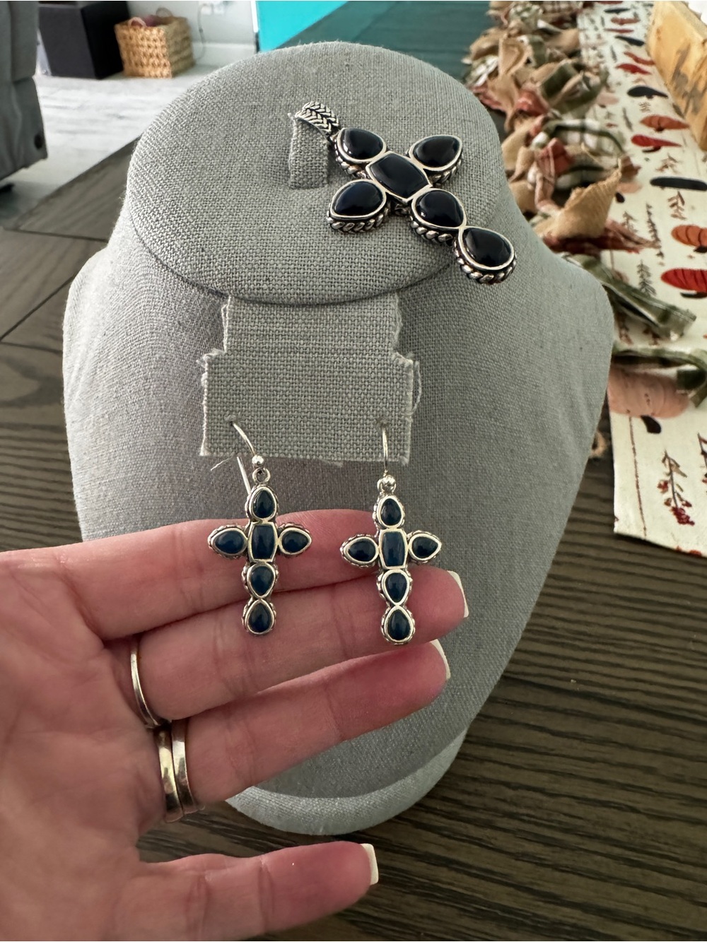 Barse 925 Sterling Silver Dark Blue Stone Cross Pendant & Earrings Set – 30g